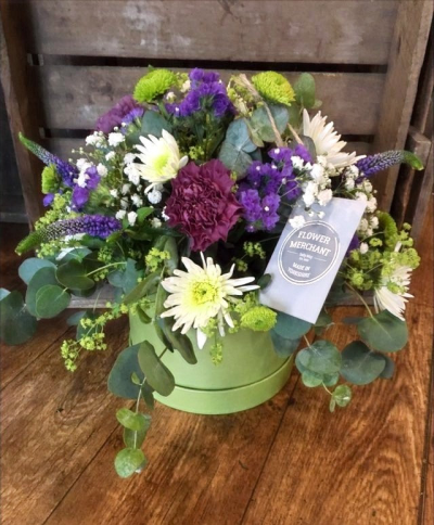 Graceful - A stunning array of purple, violet and cream flowers arranged in foam and presented in a hat box.

 

Each and every display is one-of-a-kind, created by an artisan florist using the most beautiful and fresh stems available on the day so, whilst your gift may look different to the one pictured, we do guarantee that your specific arrangement will be fresh, beautiful and that your recipient will love it!